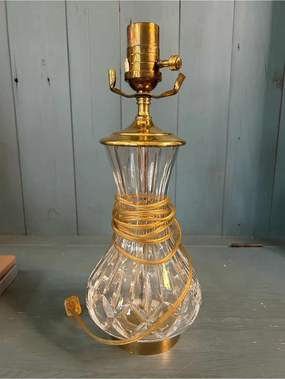 Waterford Lismore FineCutCrystal Table Lamp with Brass Base - Working Condition